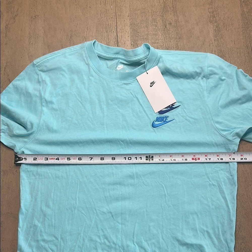 Nike Blue Short Sleeve Tee with Classic Style - Picture 6 of 7